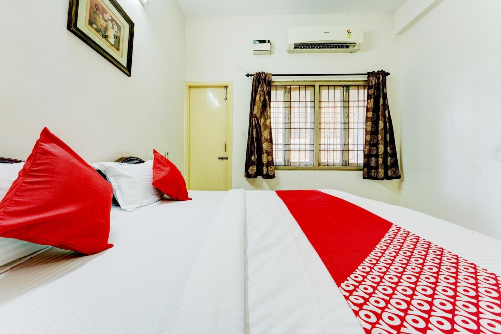 Hotel O J2 Service Apartment Madras Buitenkant foto